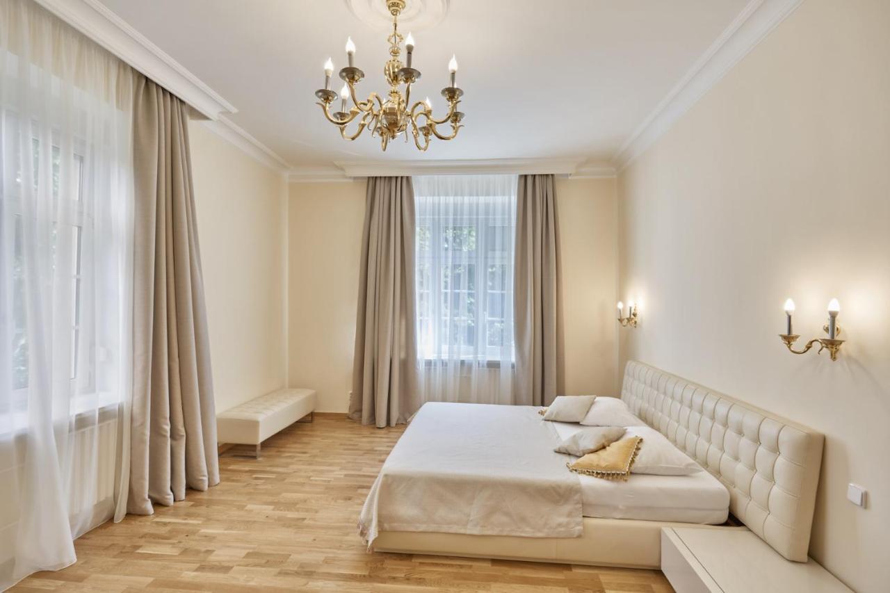 Villa Deluxe Apartments Karlovy Vary Exterior photo